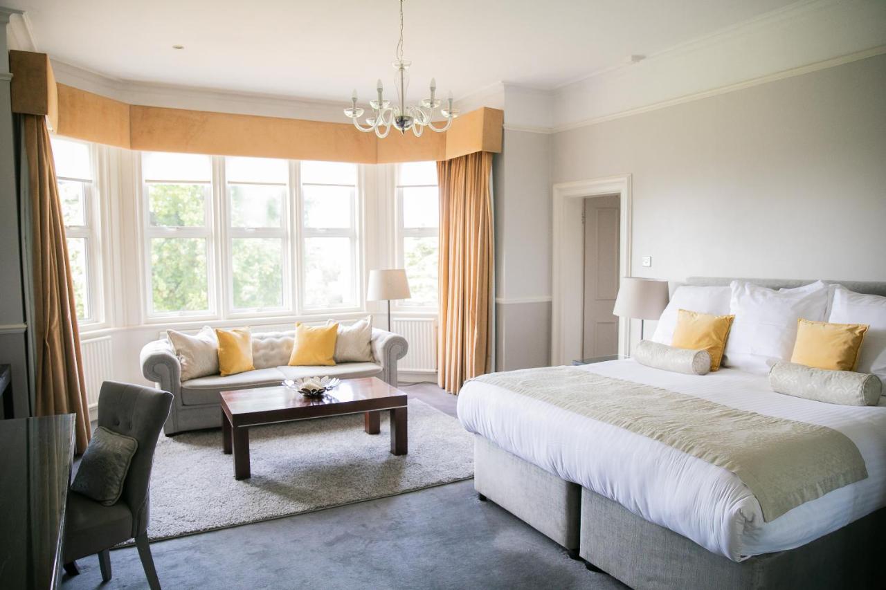 Готель Hartsfield Manor Доркінг Екстер'єр фото