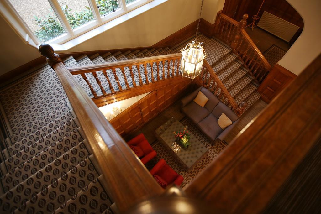 Готель Hartsfield Manor Доркінг Екстер'єр фото