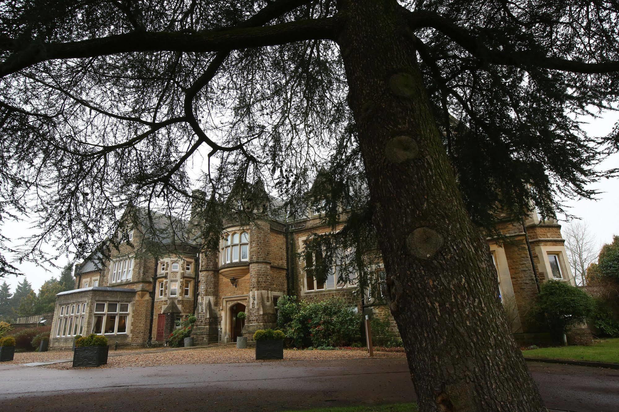 Готель Hartsfield Manor Доркінг Екстер'єр фото
