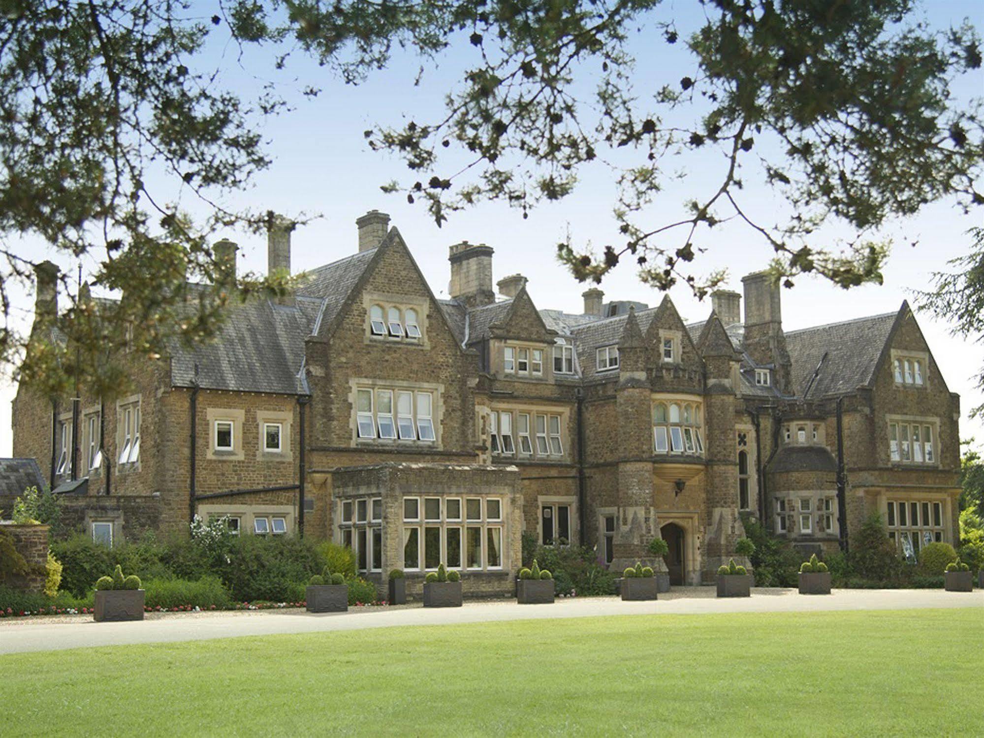 Готель Hartsfield Manor Доркінг Екстер'єр фото